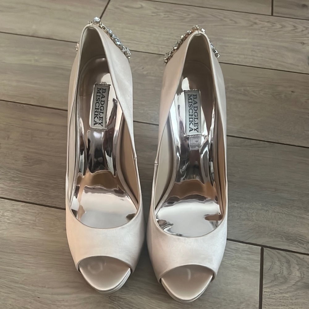 Kiara peep toe evening pumps. Great for wedding shoes or anything bridal.
